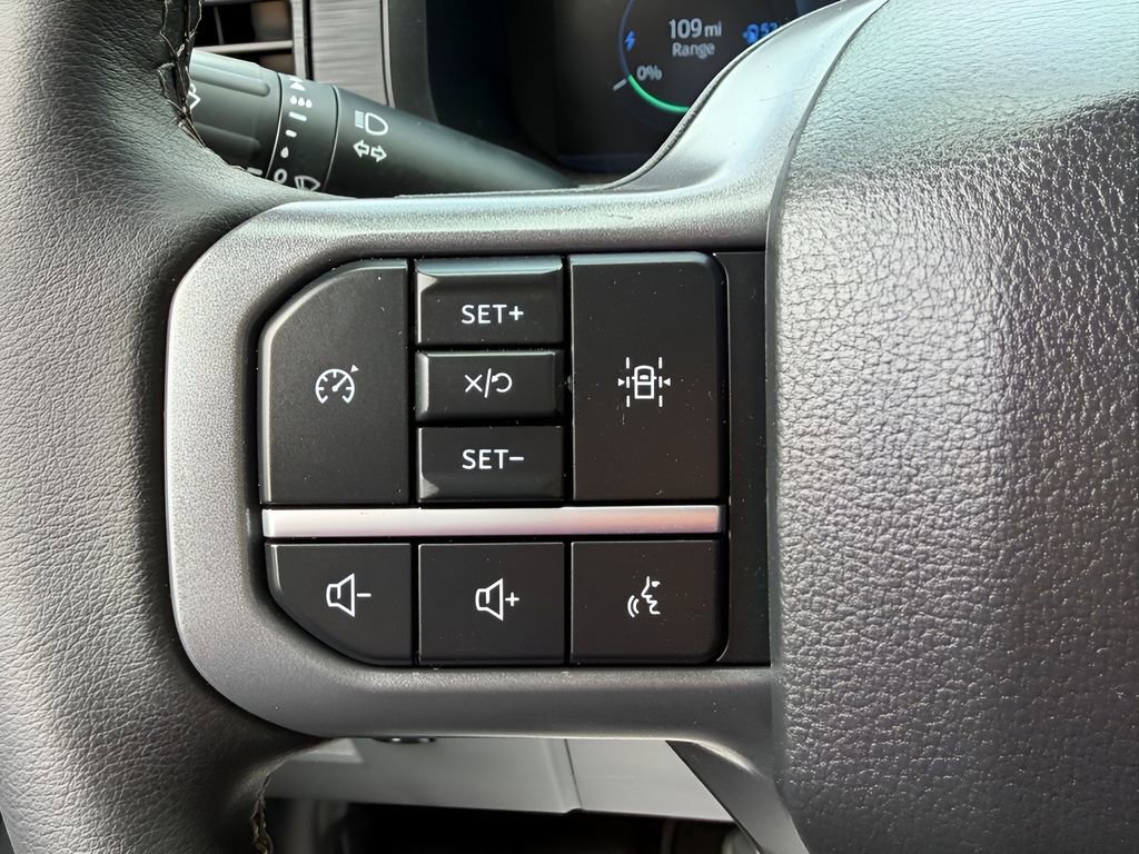 Certified 2025 Ford F150 Lightning XLT AWD/4WD image 16