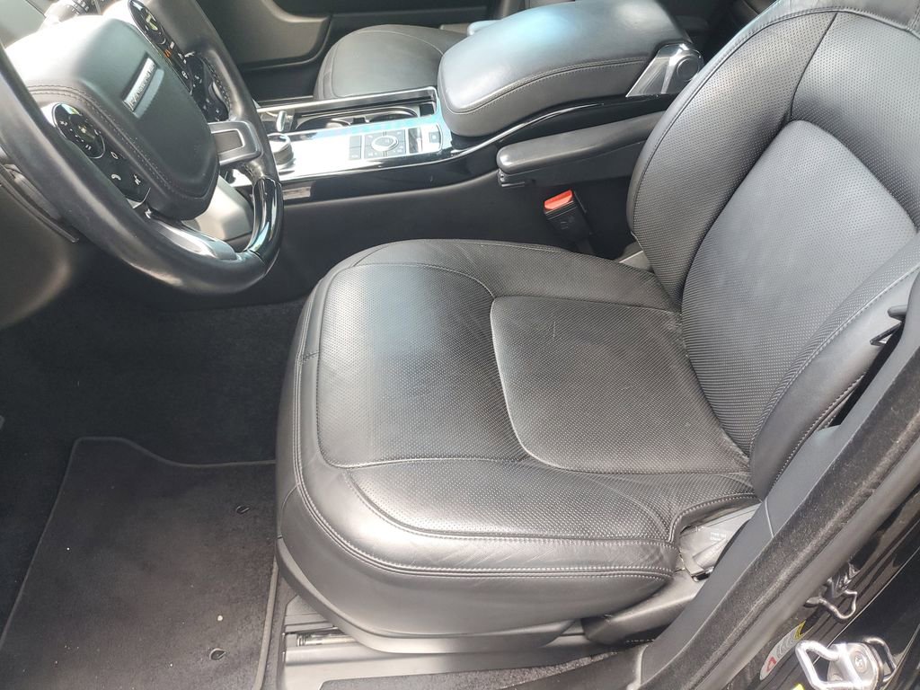 Used 2022 Land Rover Range Rover Westminster Edition image 15