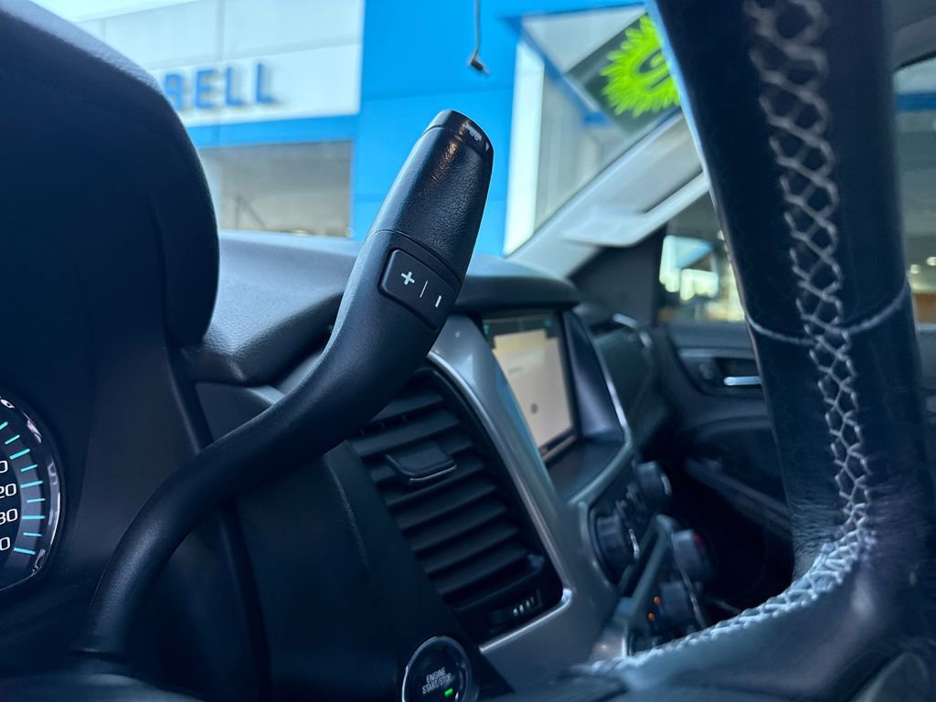 Used 2018 Chevrolet Suburban LT AWD/4WD image 30