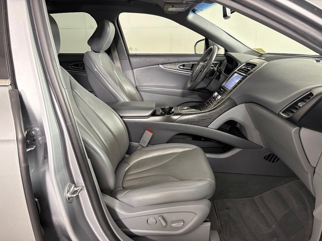 Used 2020 Lincoln Nautilus Reserve FWD image 41