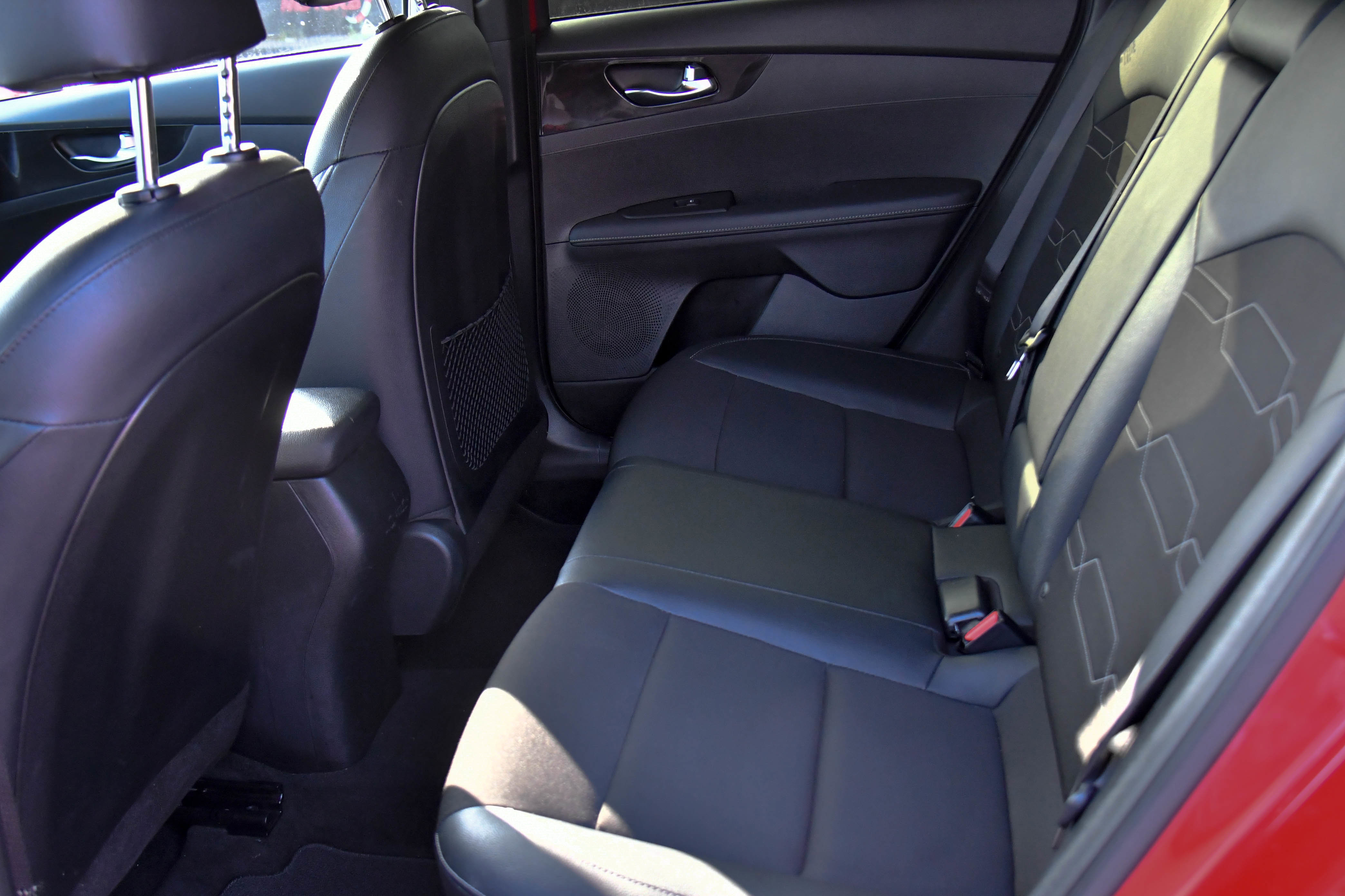 Used 2024 Kia Forte GT-Line image 36