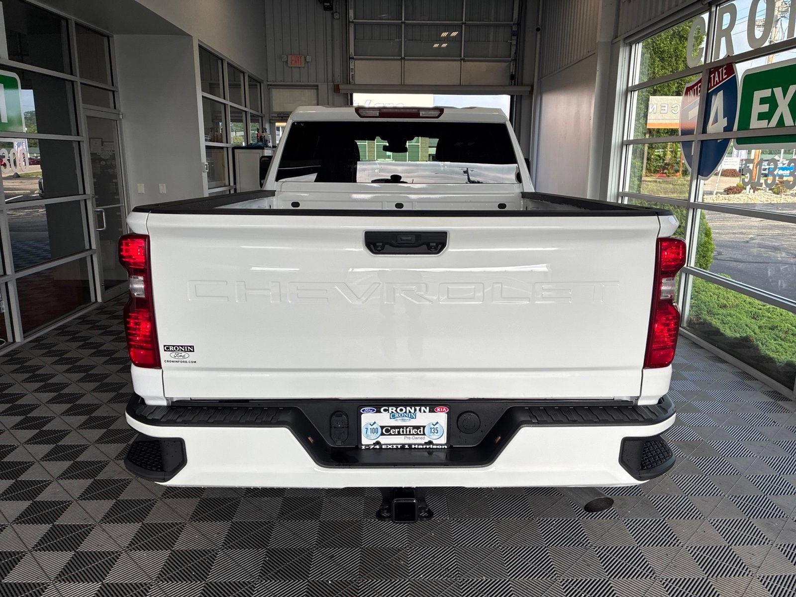 Used 2025 Chevrolet Silverado 2500 LT w/ Convenience Package AWD/4WD image 5