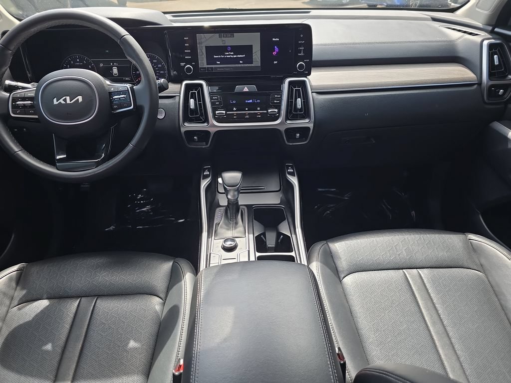 Used 2022 Kia Sorento S AWD/4WD image 13
