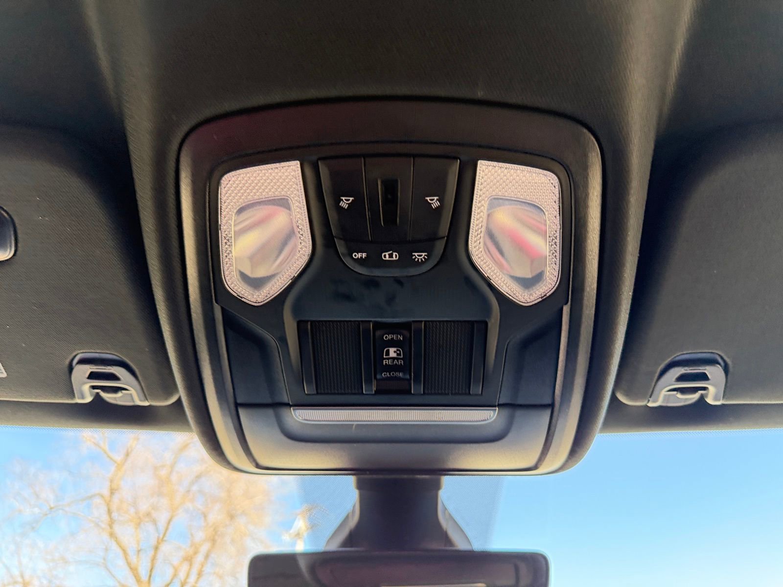 Used 2022 RAM 1500 Big Horn AWD/4WD image 21