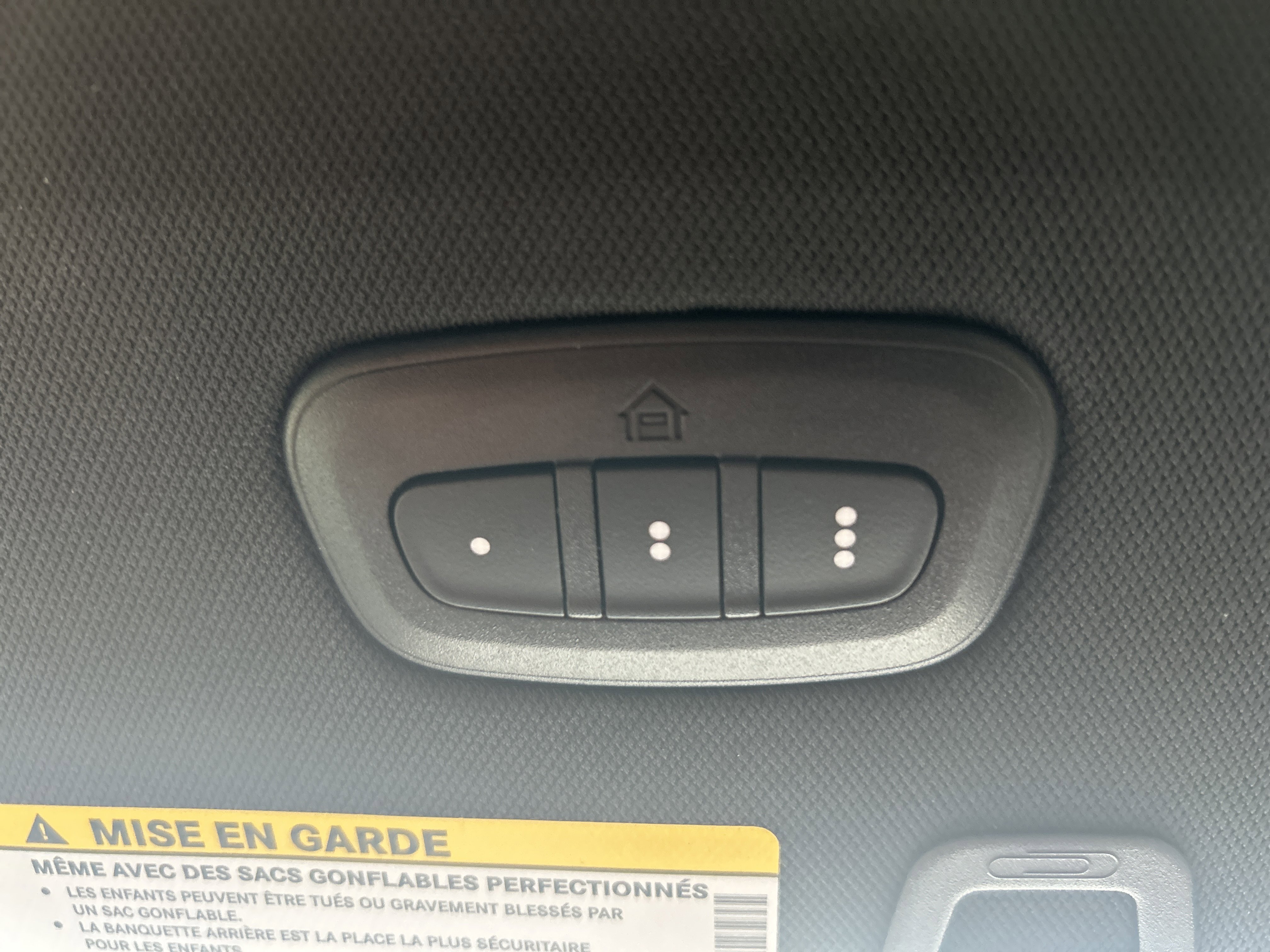 New 2025 Jeep Grand Cherokee L Limited w/ Luxury Tech Group II image 38