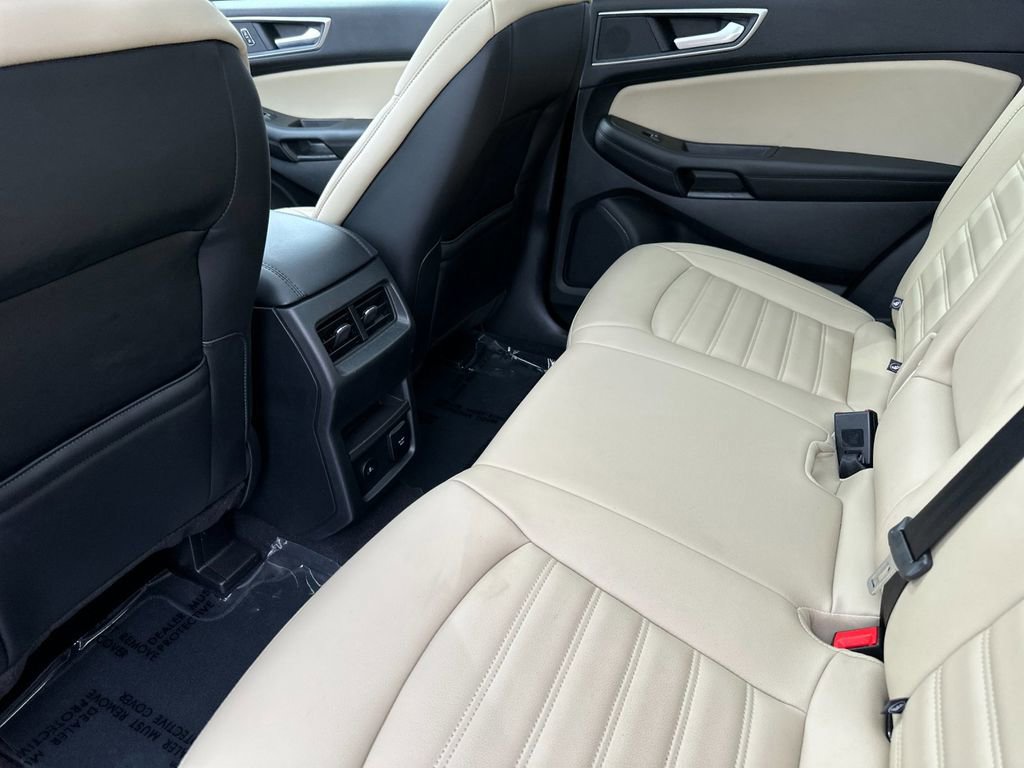 Certified 2024 Ford Edge SEL w/ Convenience Package image 11