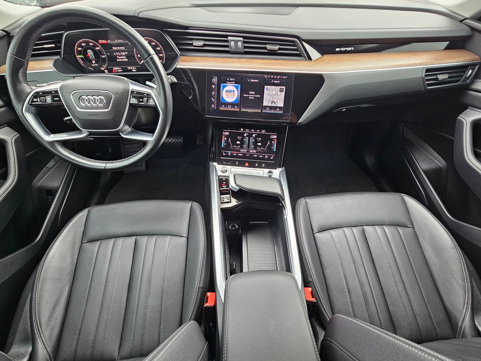 Used 2024 Audi Q8 e-tron Premium Plus w/ Premium Plus Package AWD/4WD image 23