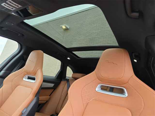 New 2026 Jaguar F-PACE R-Dynamic S image 2