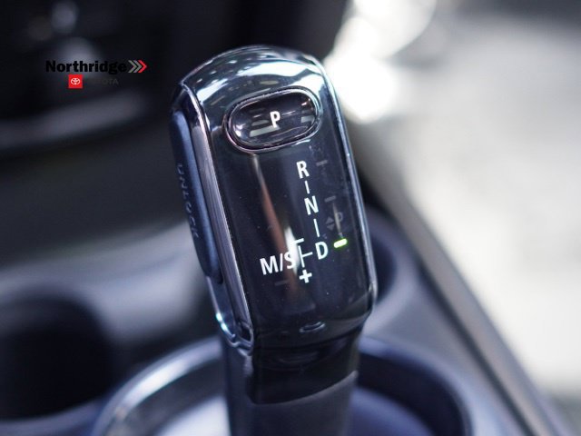 Used 2022 MINI Cooper Countryman S w/ Premium Package FWD image 26