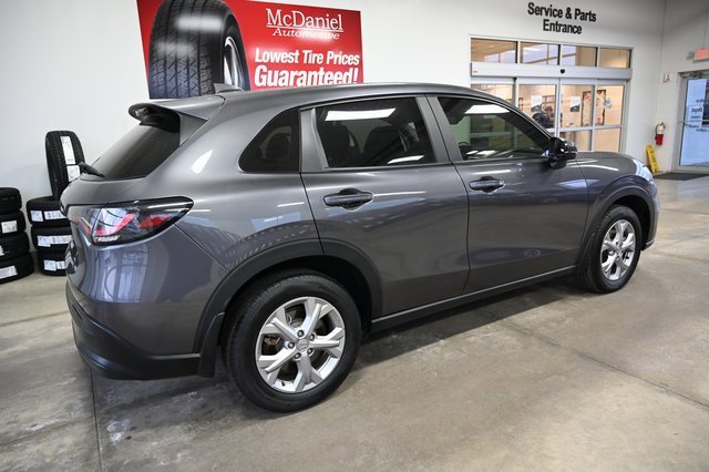 Used 2023 Honda HR-V LX image 7