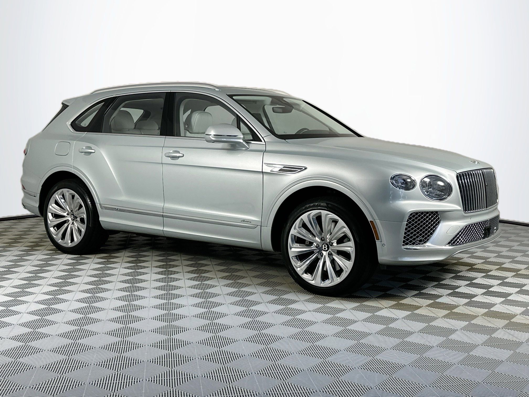 Used 2024 Bentley Bentayga