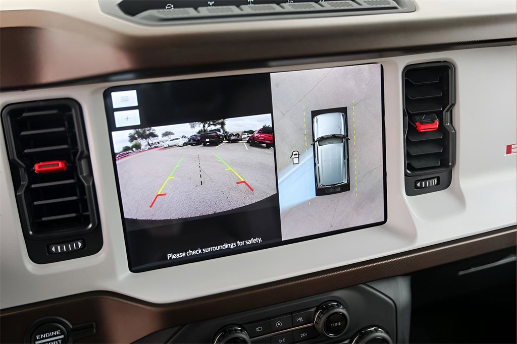 Used 2024 Ford Bronco Heritage Edition image 17