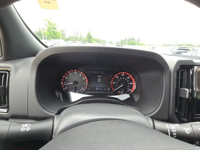 New 2025 Nissan Frontier PRO-4X w/ Tow Package image 14