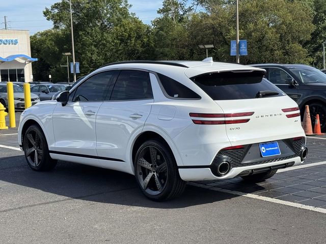 Used 2023 Genesis GV70 2.5T Sport Prestige w/ Sport Prestige Package image 3