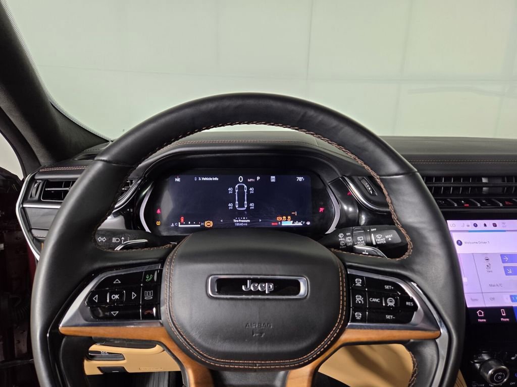 Certified 2025 Jeep Grand Cherokee L Summit AWD/4WD image 14