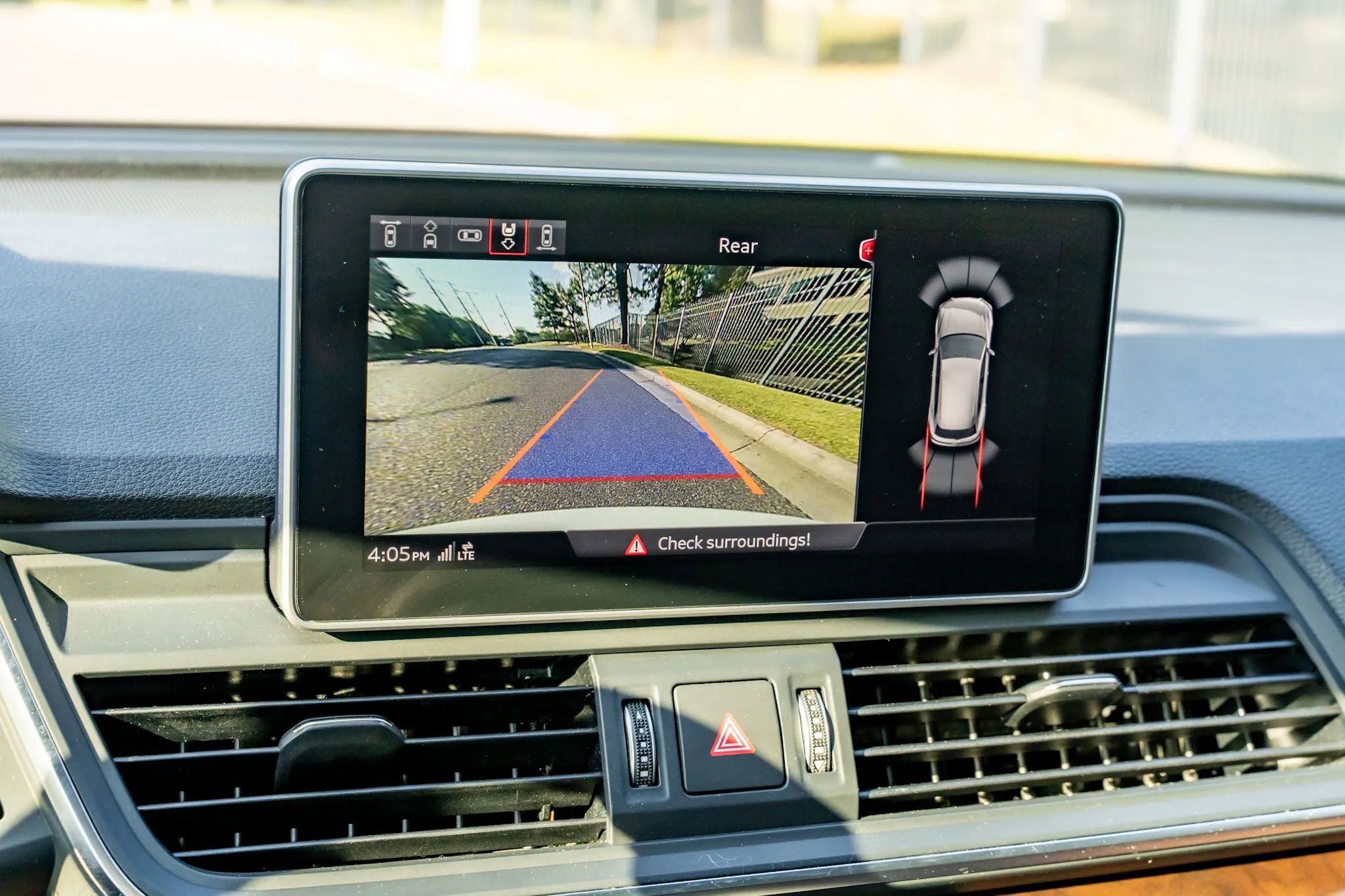 Used 2018 Audi Q5 Prestige w/ Prestige Package image 16