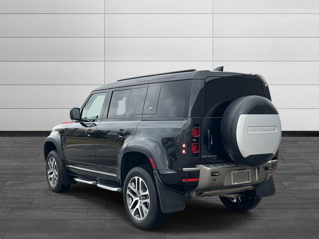 Used 2021 Land Rover Defender 110 X-Dynamic HSE image 3