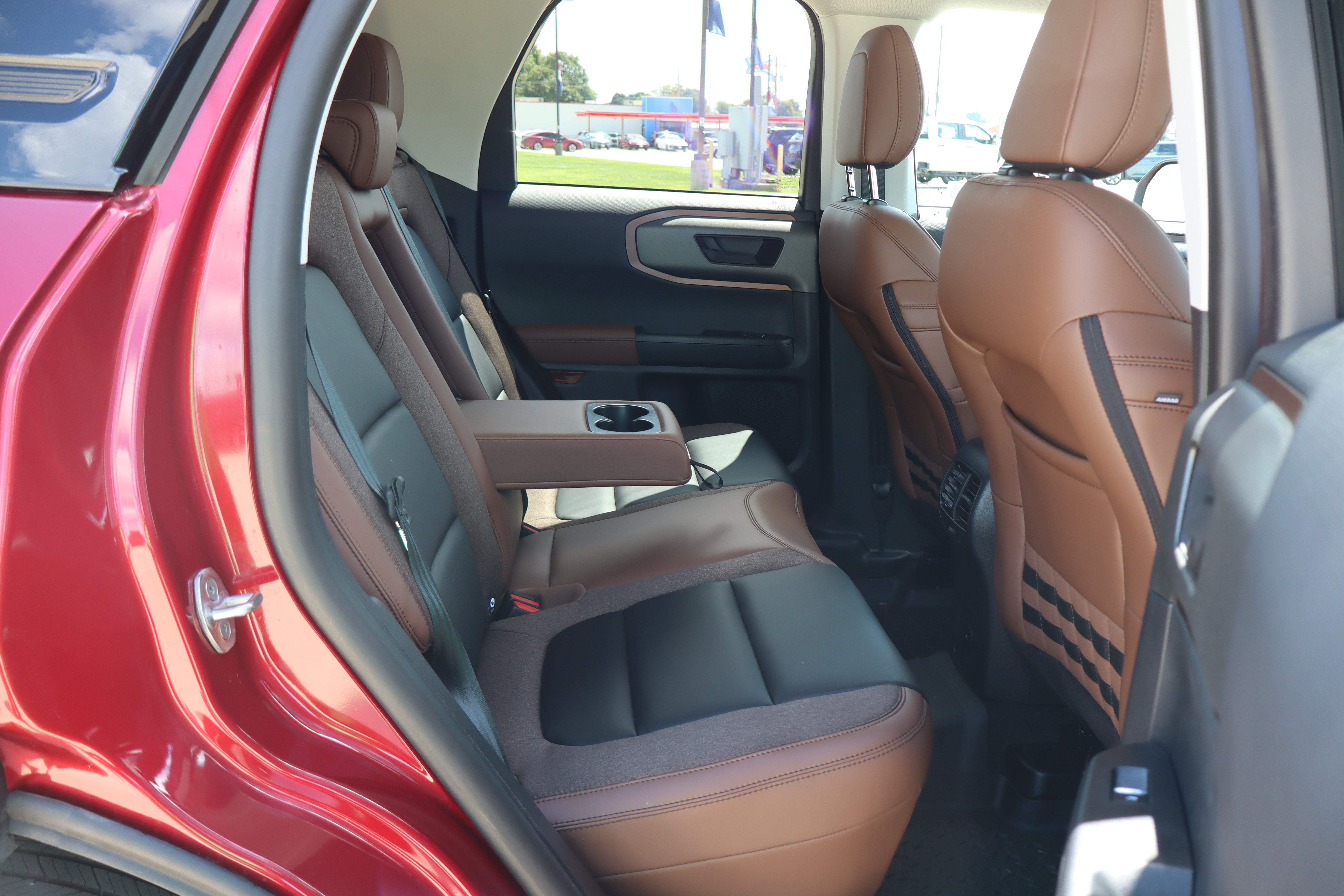 Used 2025 Ford Bronco Sport Outer Banks AWD/4WD image 11
