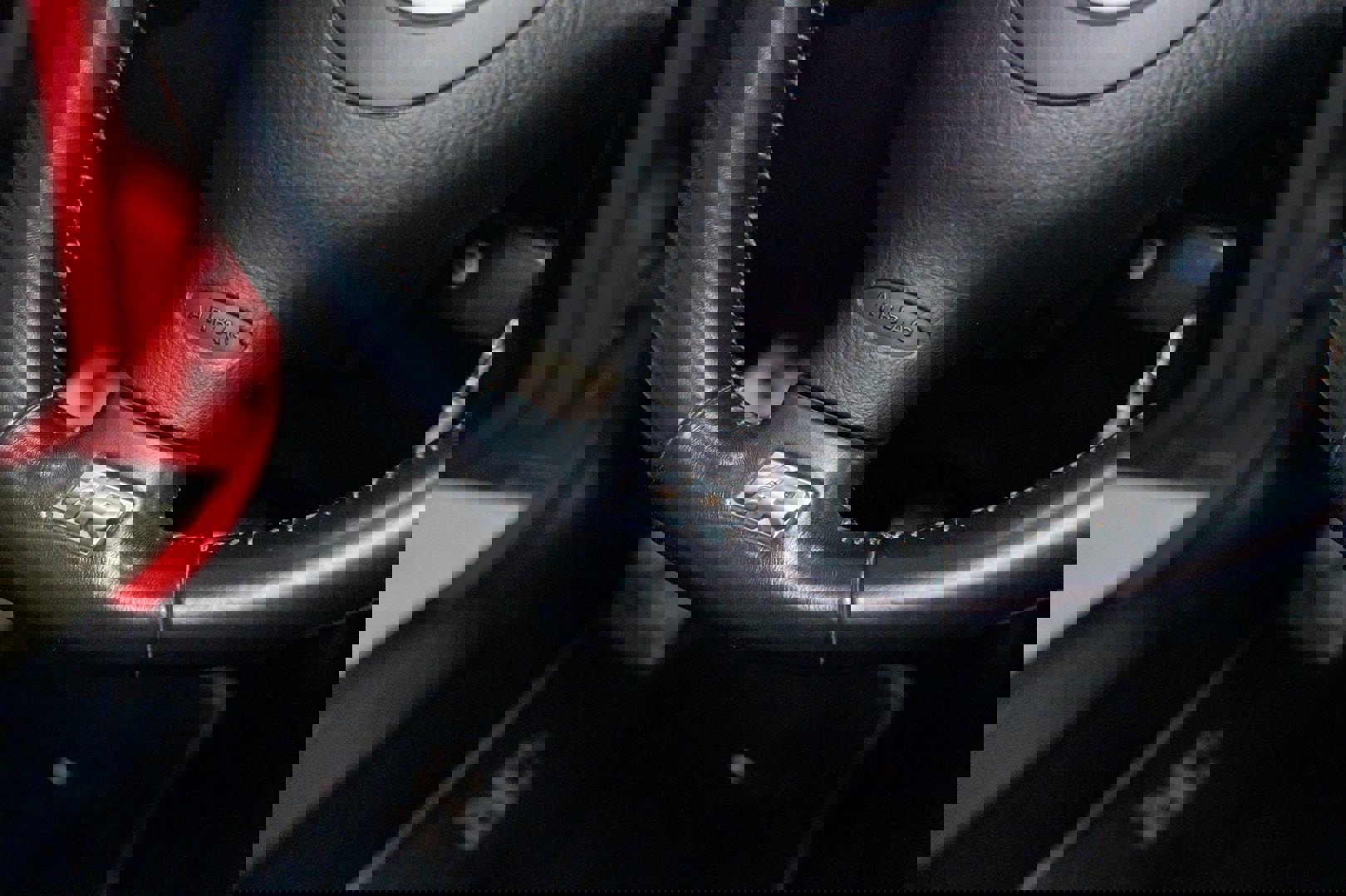 Used 2004 Volkswagen R32 image 38