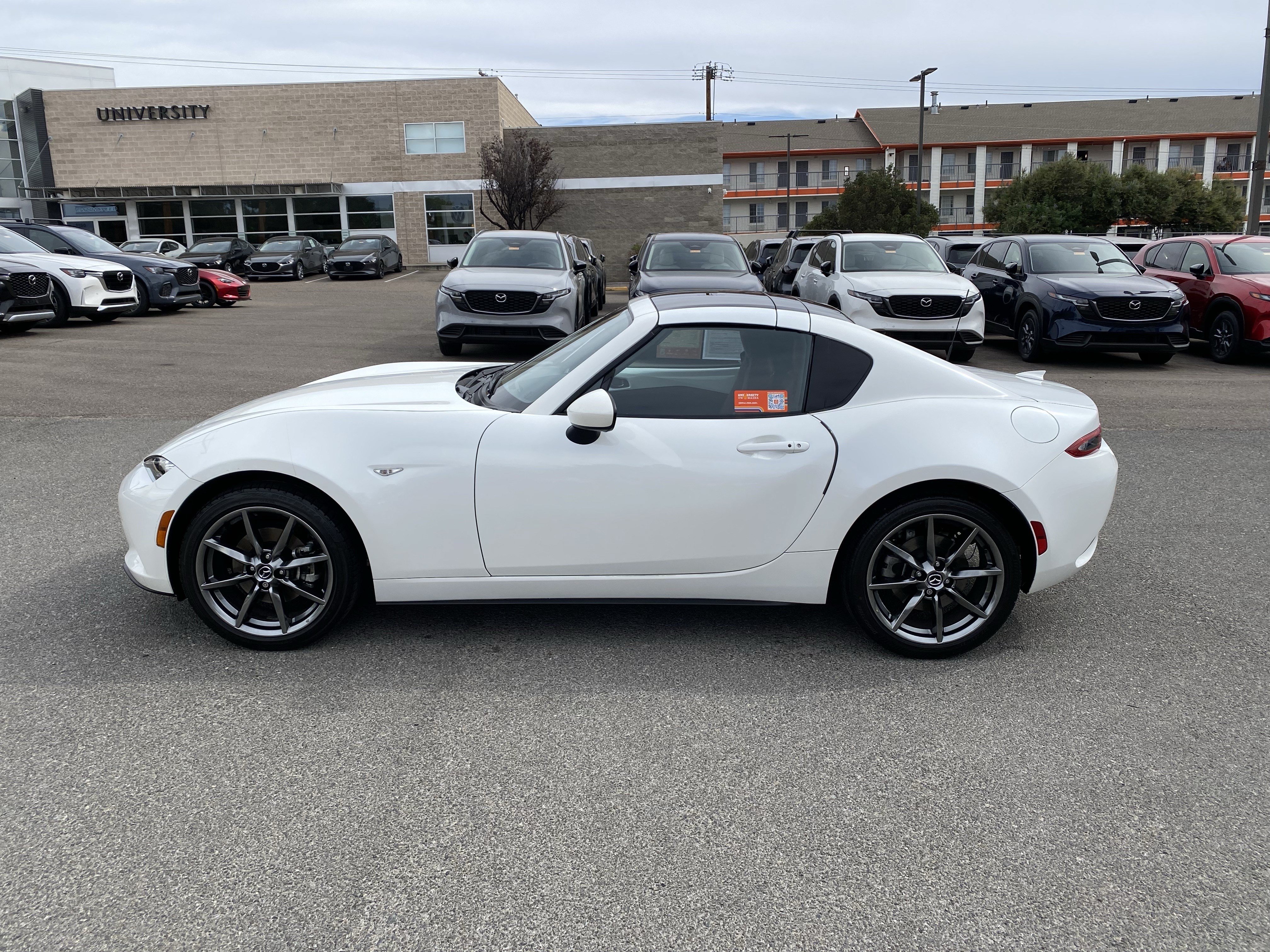 Used 2020 MAZDA MX-5 Miata RF Grand Touring RWD image 44