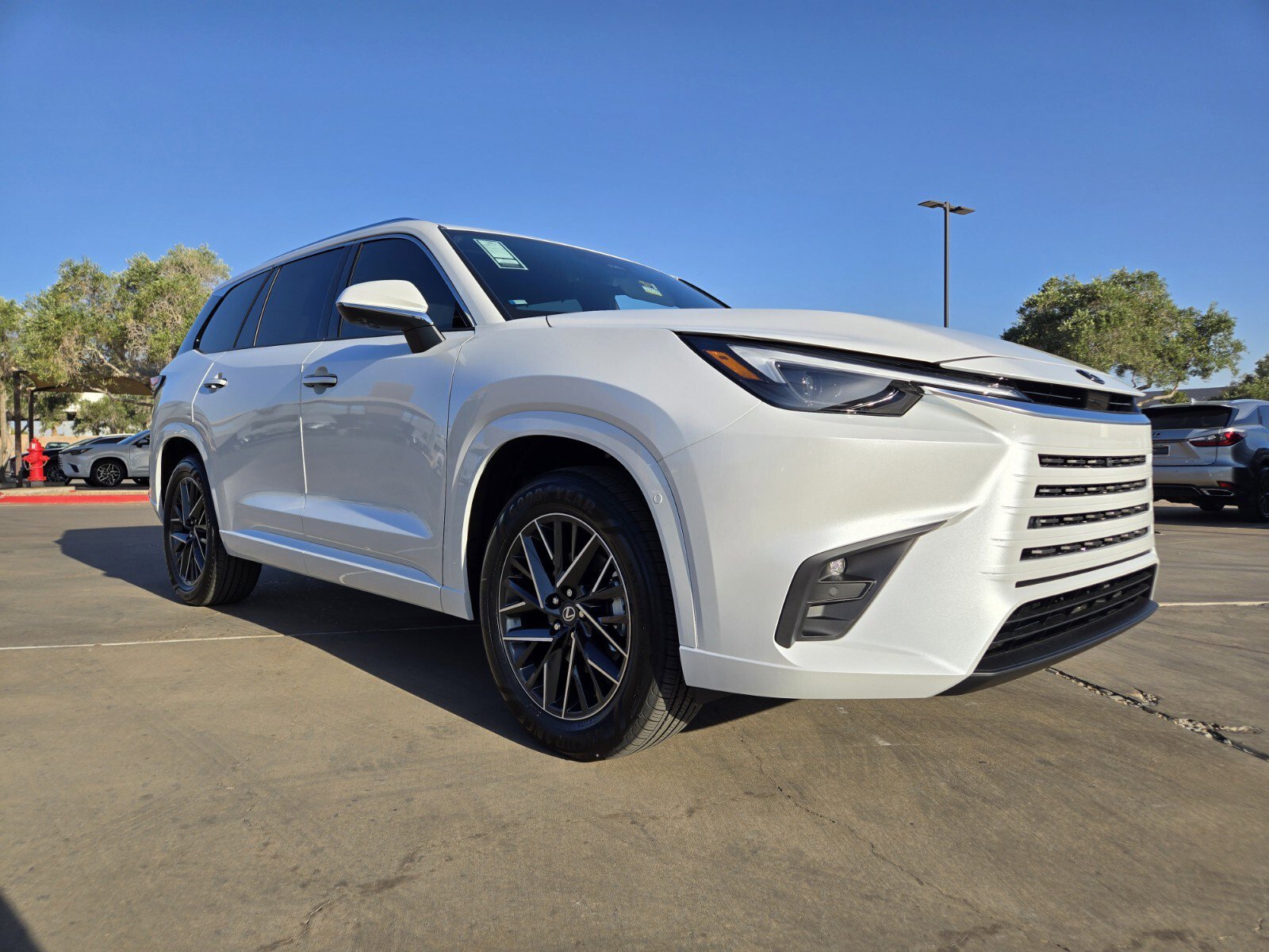 New 2026 Lexus TX 350 AWD image 2