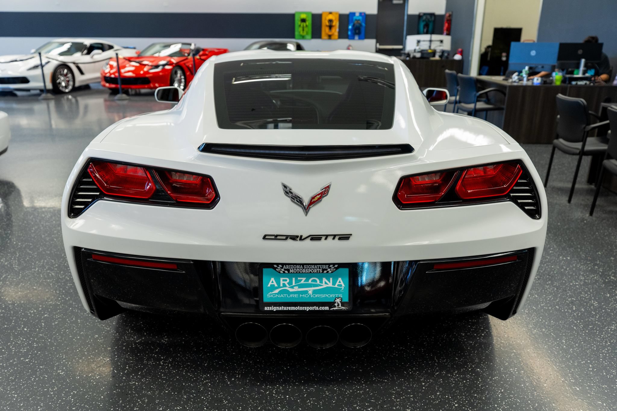 Used 2018 Chevrolet Corvette Stingray Coupe w/ 1LT RWD image 7