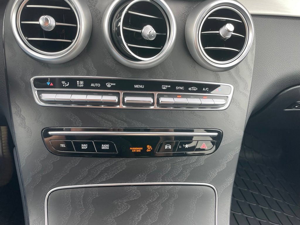 Used 2022 Mercedes-Benz GLC 300 4MATIC image 11