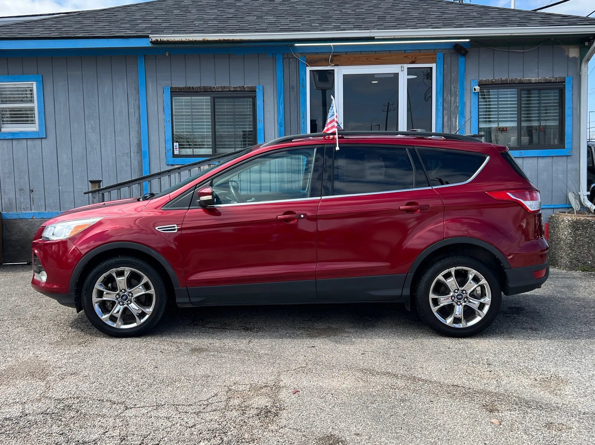 Used 2013 Ford Escape SEL FWD image 9
