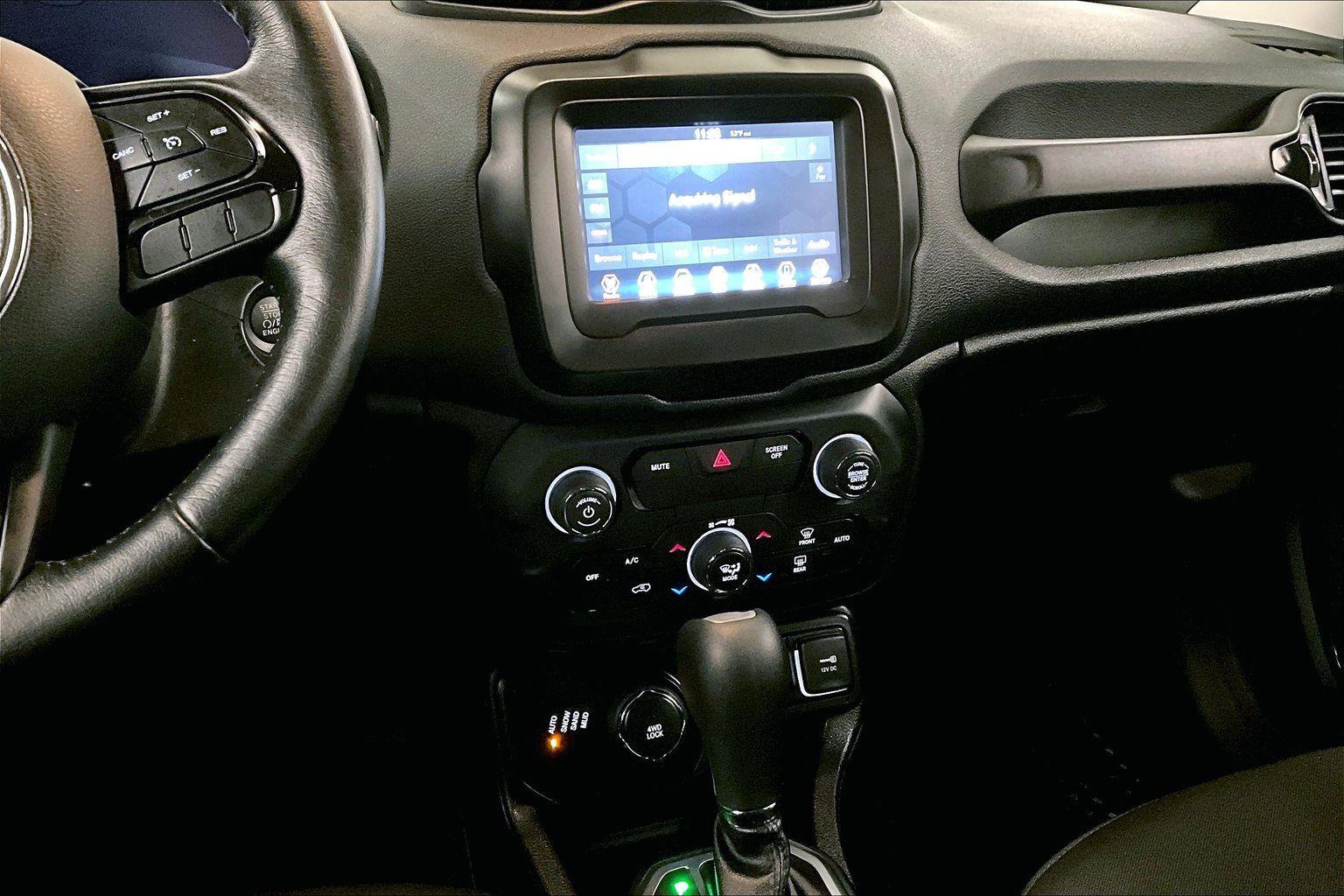 Used 2018 Jeep Renegade Altitude image 6