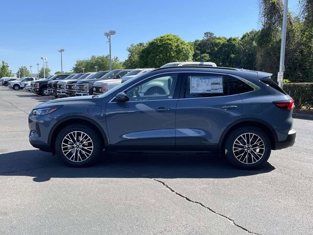 New 2025 Ford Escape SE w/ PHEV Premium Package FWD image 32