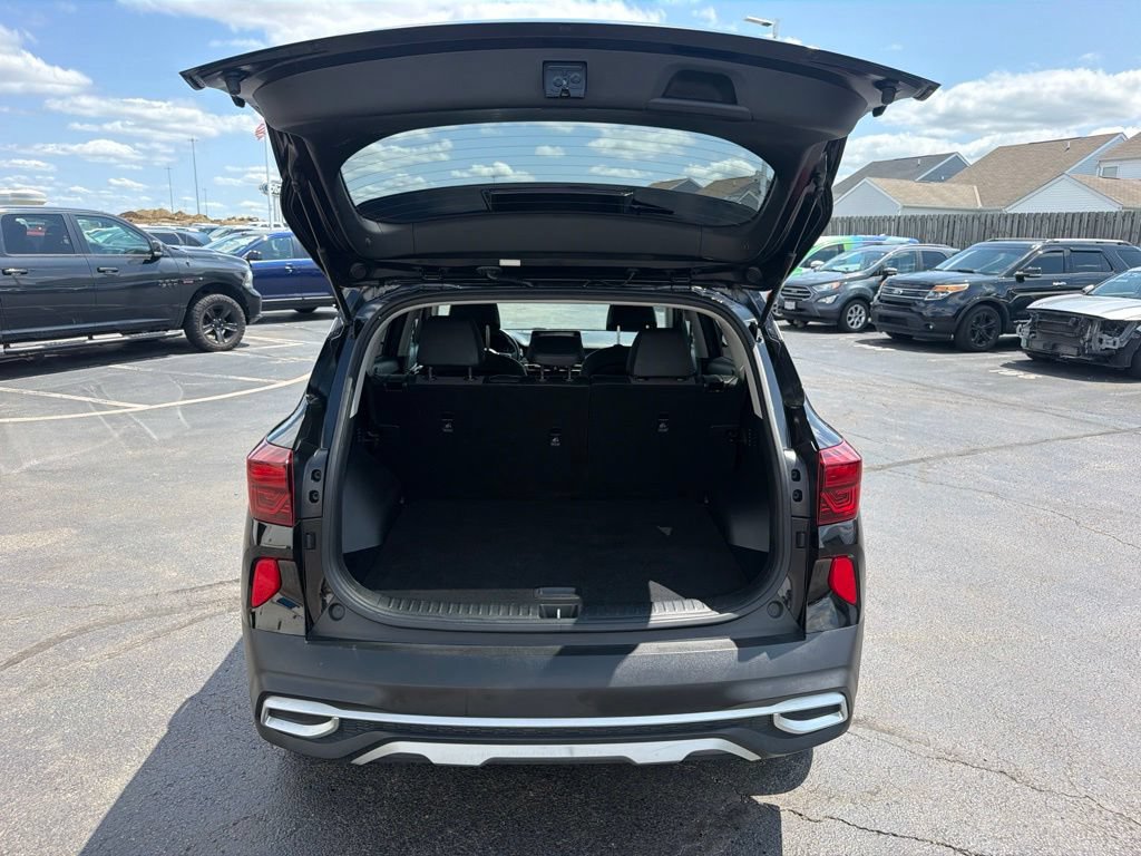 Used 2021 Kia Seltos S AWD/4WD image 46