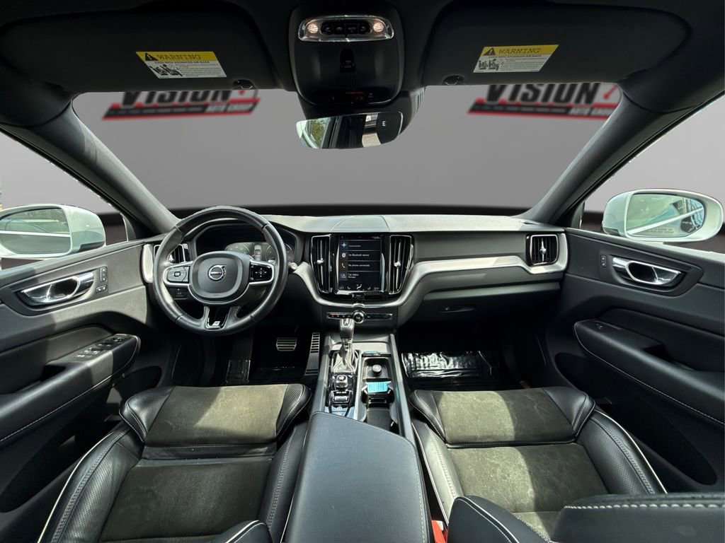 Used 2018 Volvo XC60 T5 R-Design w/ Convenience Package image 29