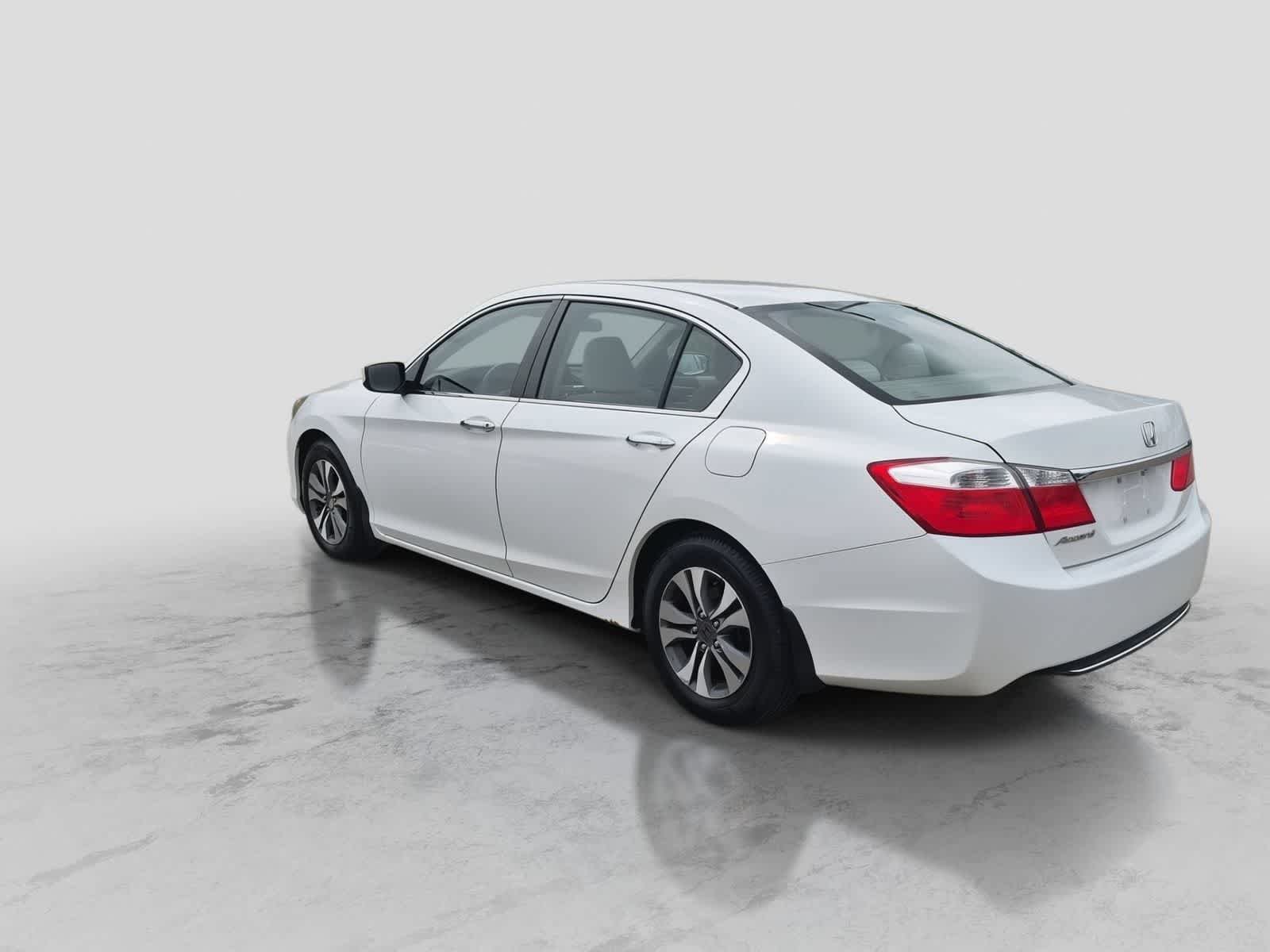 Used 2013 Honda Accord LX image 6