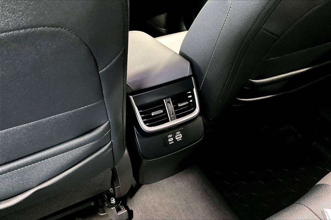 Used 2024 Subaru Outback Onyx Edition AWD/4WD image 10