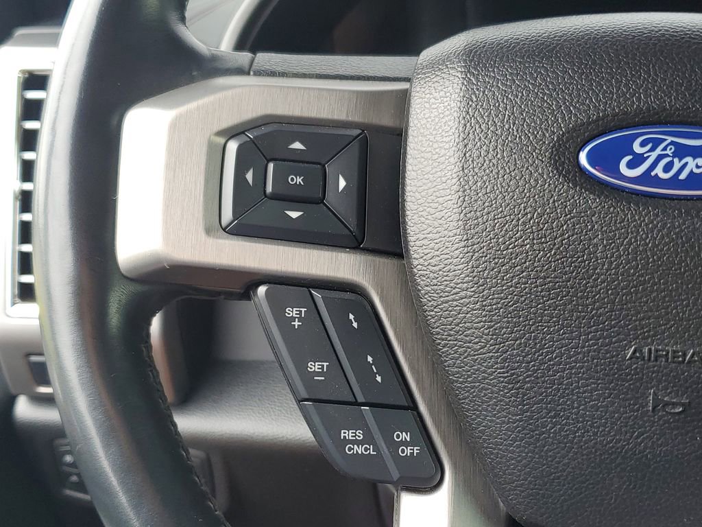 Used 2017 Ford F150 Platinum w/ Equipment Group 701A Luxury AWD/4WD image 24