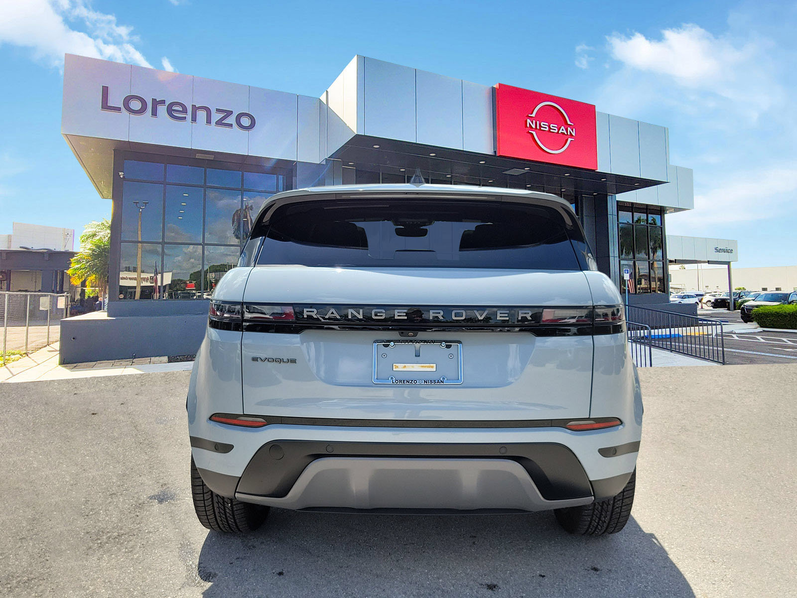Used 2026 Land Rover Range Rover Evoque S AWD/4WD image 6