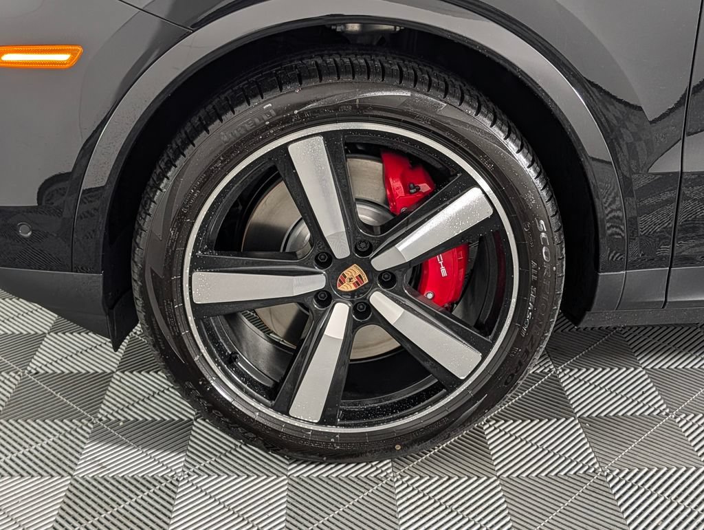 New 2026 Porsche Cayenne S AWD/4WD image 11