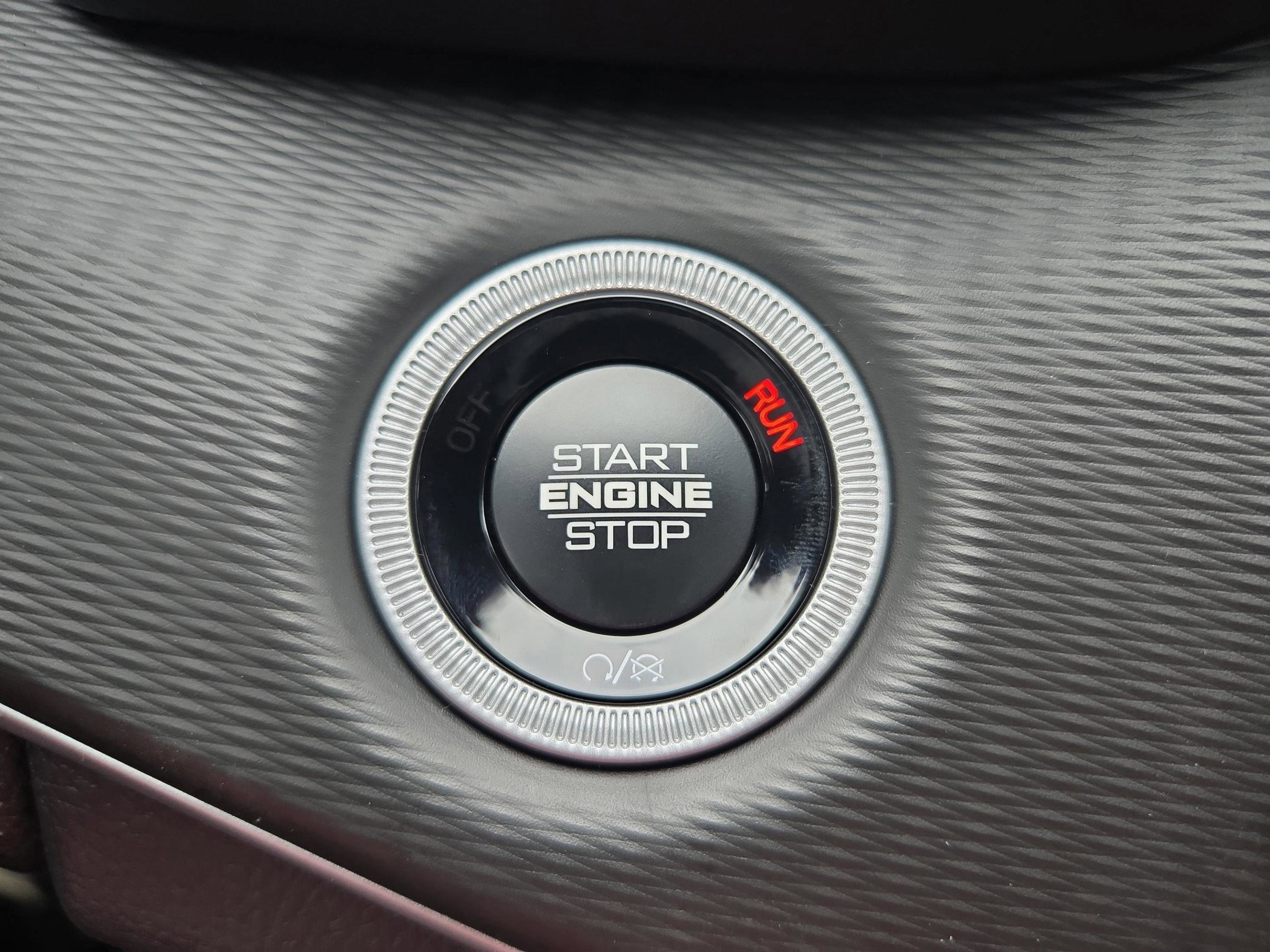 New 2025 Jeep Grand Cherokee L Altitude image 26