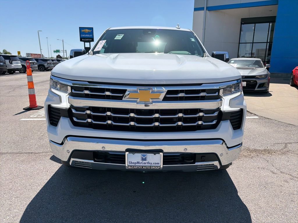Certified 2024 Chevrolet Silverado 1500 LTZ AWD/4WD image 8