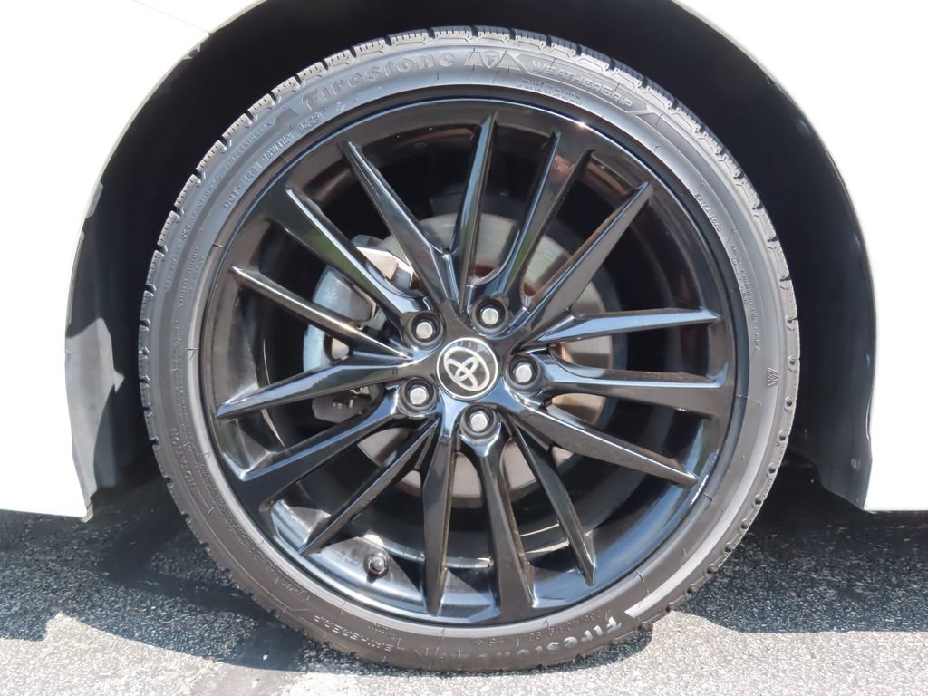 Used 2021 Toyota Camry XSE FWD image 19
