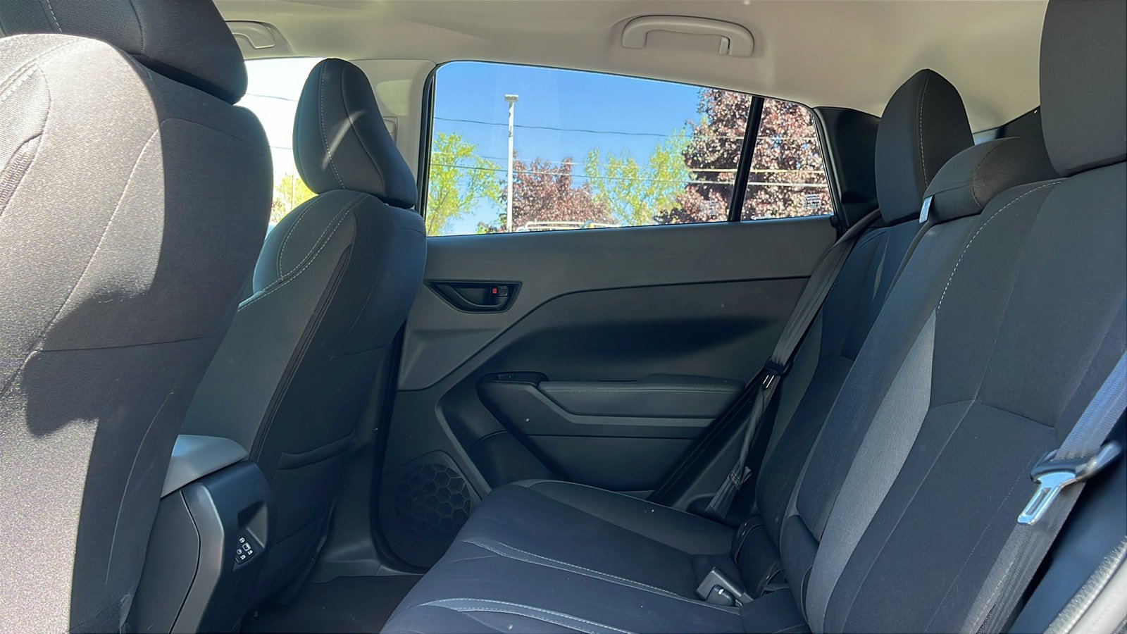 Certified 2025 Subaru Crosstrek 2.0i Premium AWD/4WD image 22