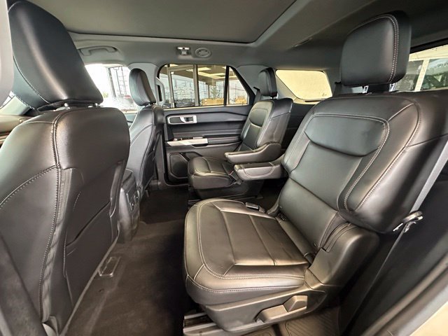 Certified 2023 Ford Explorer XLT w/ Equipment Group 202A AWD/4WD image 21