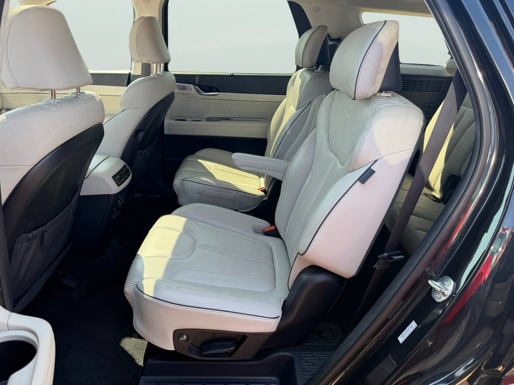 Used 2024 Hyundai Palisade Calligraphy FWD image 23