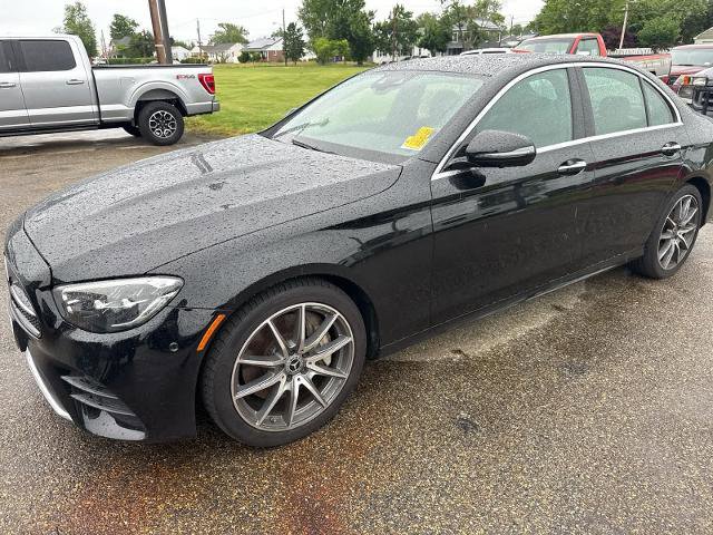 Used 2021 Mercedes-Benz E 350 4MATIC Sedan image 3