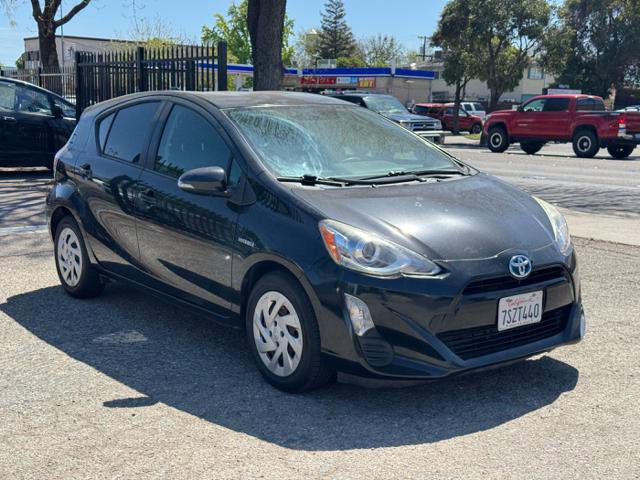 Used 2016 Toyota Prius C Two FWD image 1