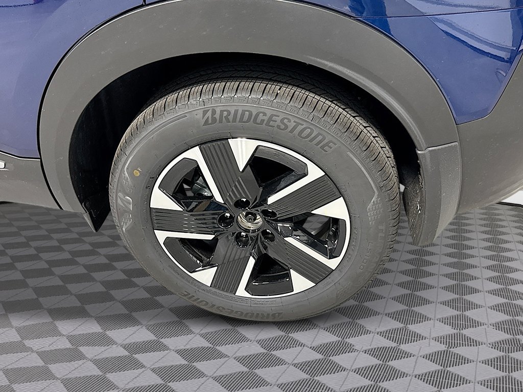 New 2027 Nissan Kicks SV AWD/4WD image 9