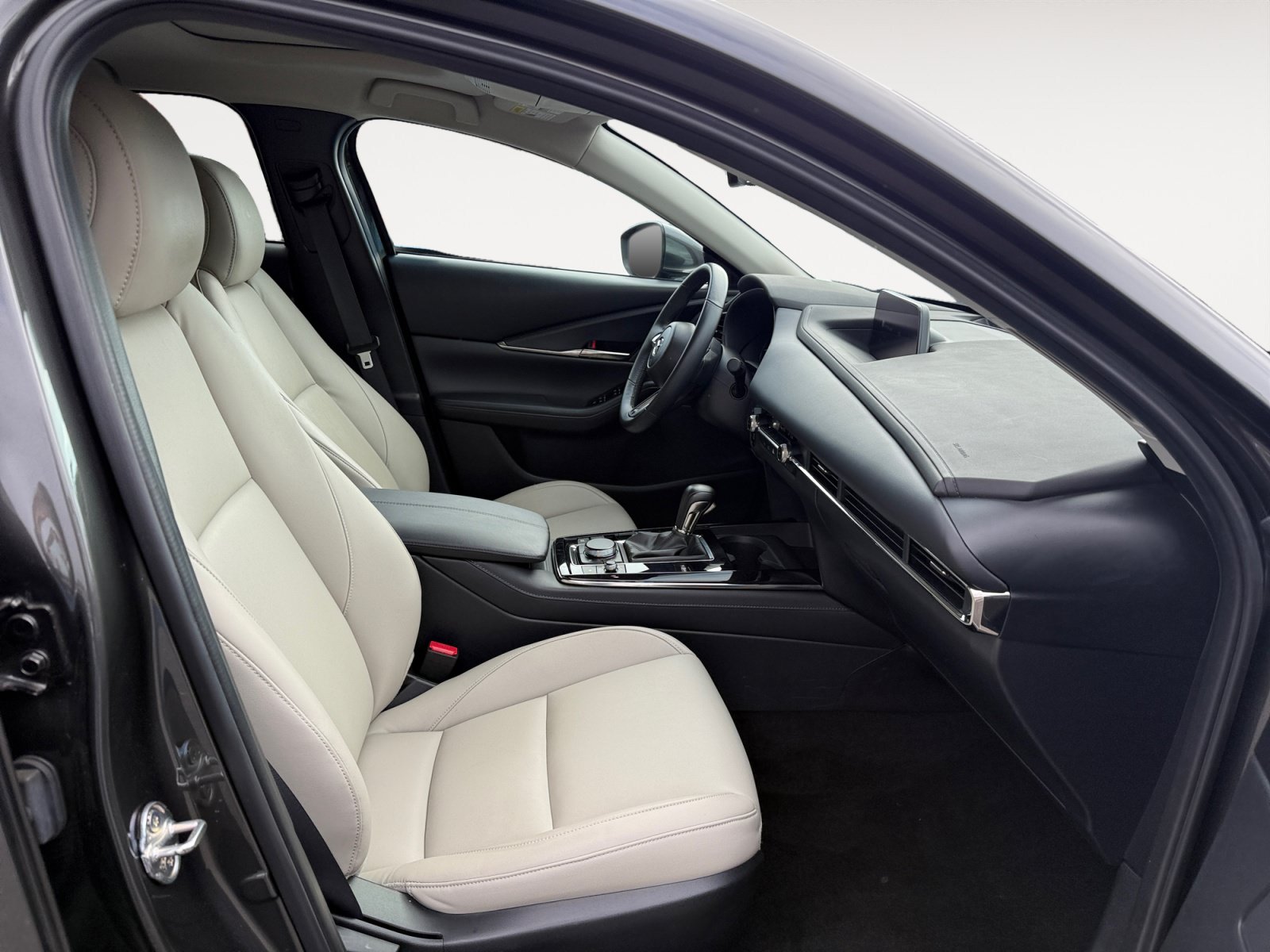 Used 2022 MAZDA CX-30 AWD 2.5 S w/ Preferred Package image 19