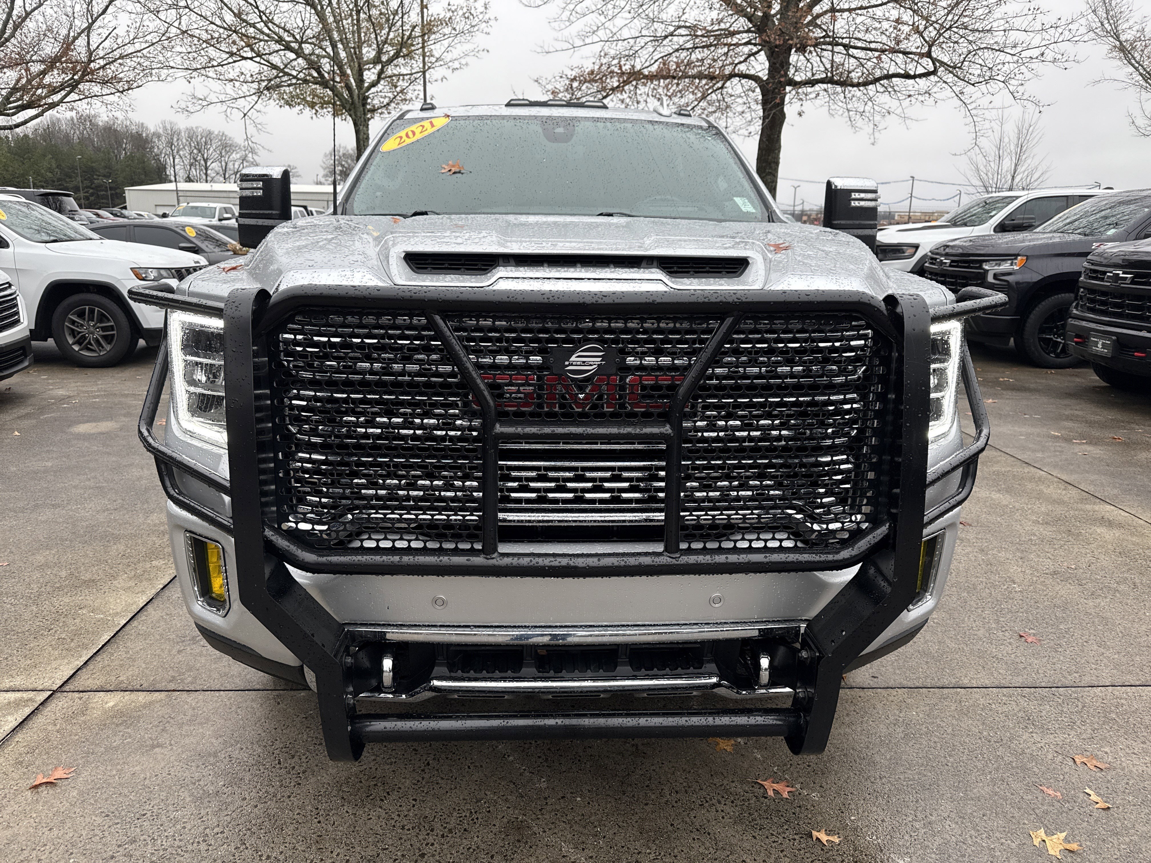 Used 2021 GMC Sierra 3500 Denali w/ Denali Ultimate Package image 2