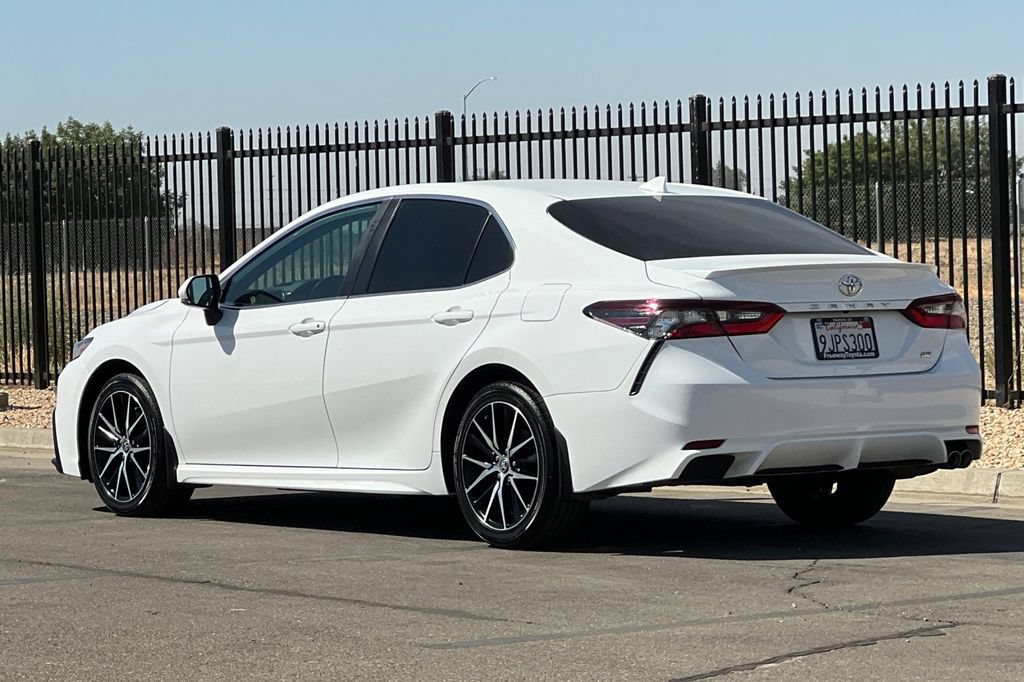 Certified 2024 Toyota Camry SE FWD image 7