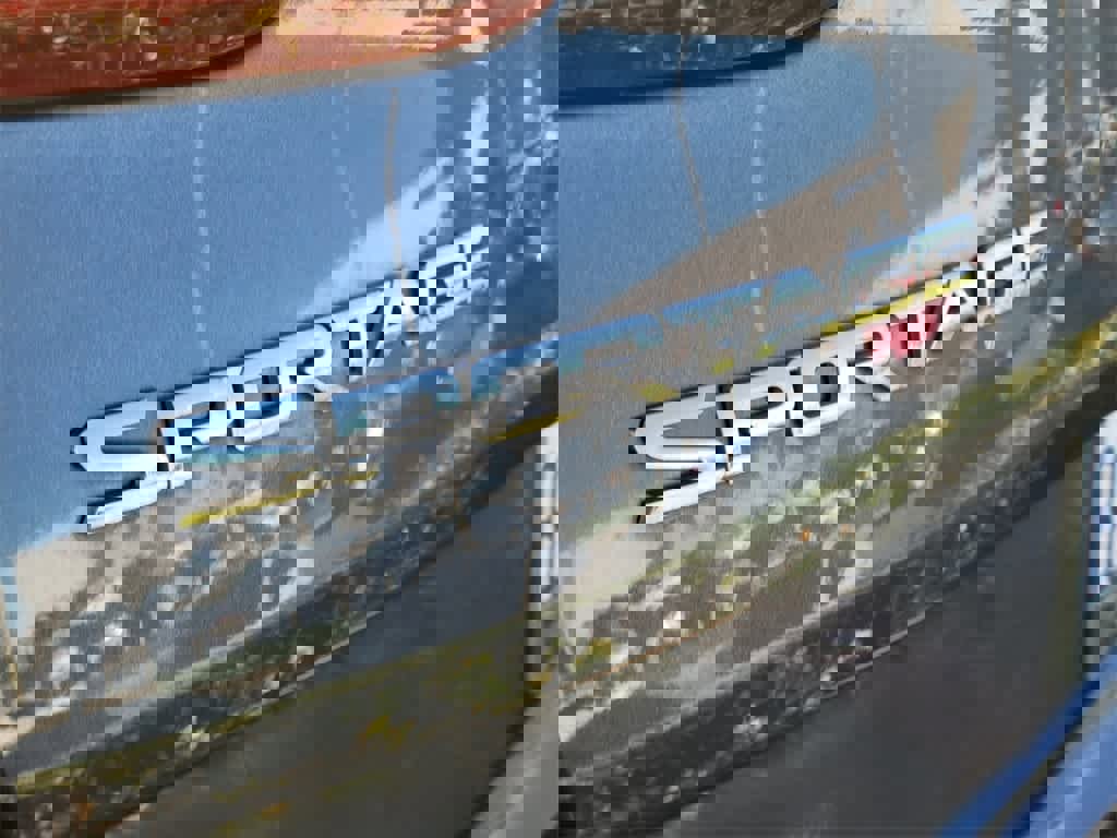 Used 2017 Kia Sportage LX image 5